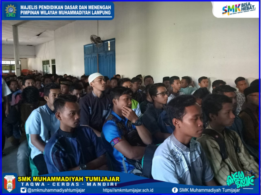 JADIKAN IBADAH PUASA YANG MULIA, SMK MUTU GELAR PESANTREN KILAT HARI KEDUA