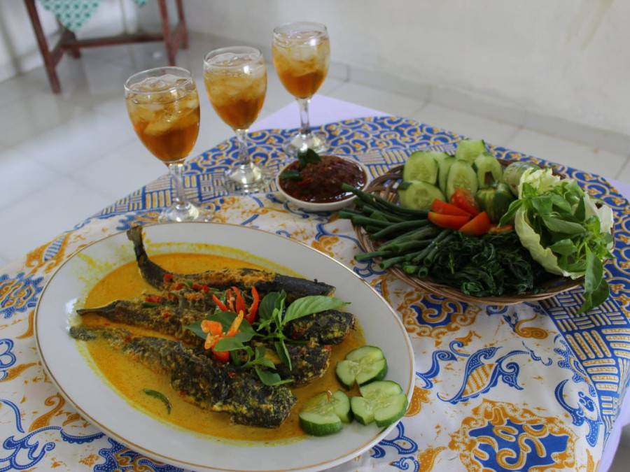 MERIAHKAN HUT RI DAN MUHARAM, SMK MUTU ADAKAN FESTIVAL KULINER NUSANTARA