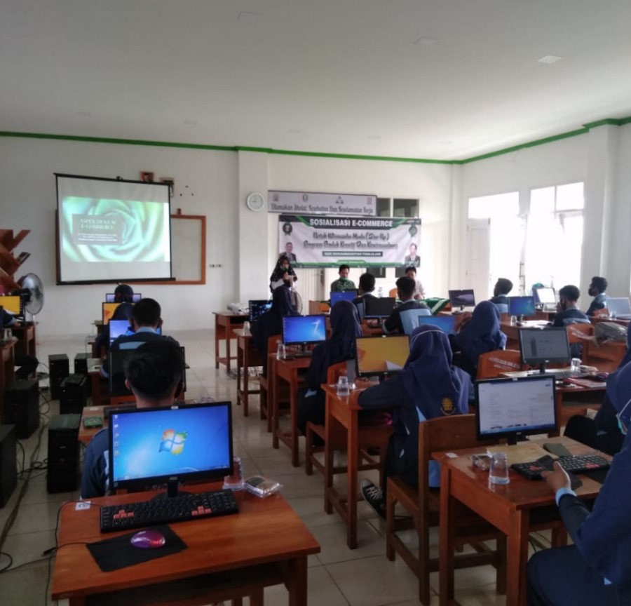 SMK MUTU TUBABA GELAR SOSIALISASI E-COMMERCE
