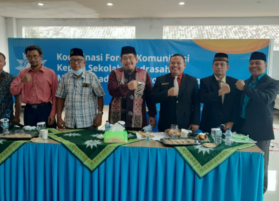 SMK MUTU TUBABA HADIRI KOORDINASI FORUM KOMUNIKASI KEPALA SEKOLAH/MADRASAH MUHAMMADIYAH SE PROVINSI LAMPUNG