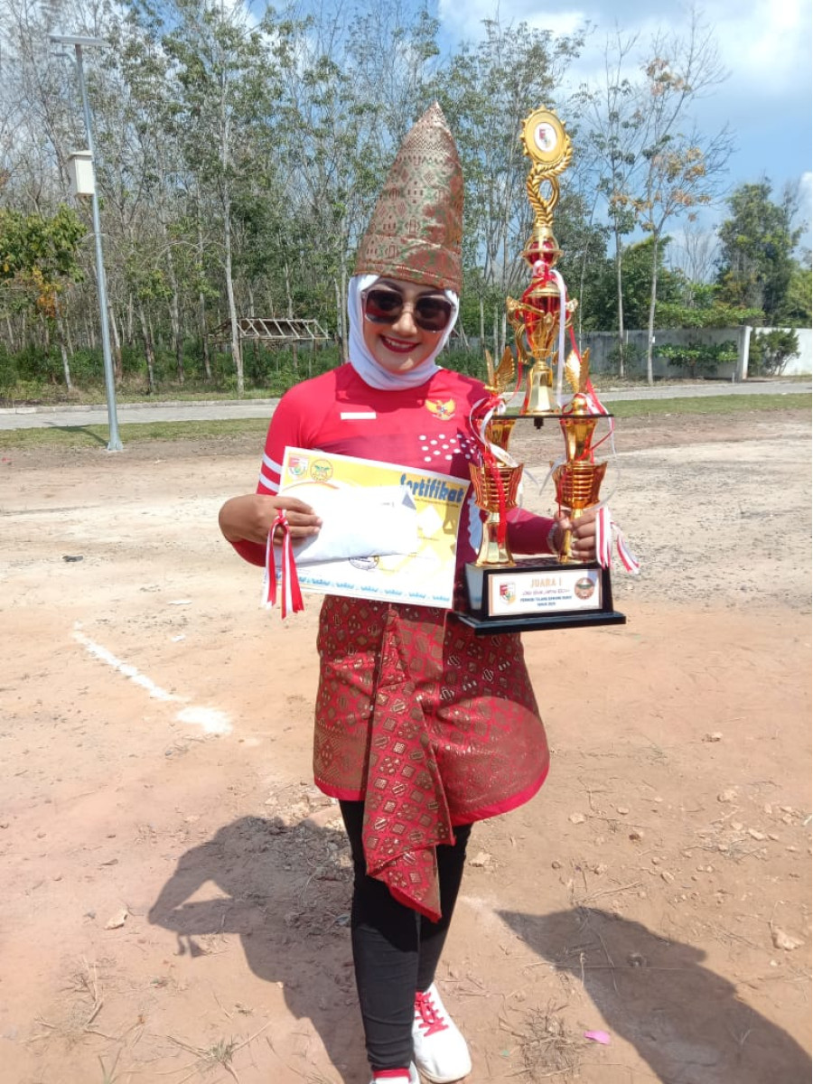 GURU SMK MUTU WAKILI TIM SENAM DINAS PENDIDIKAN TULANG BAWANG BARAT DI LOMBA SENAM LAMPUNG BERJAYA 