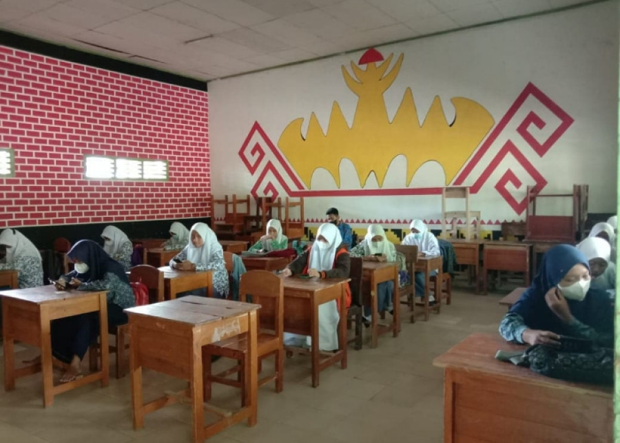 WALAU HUJAN , KAMI TETAP UJIAN!!