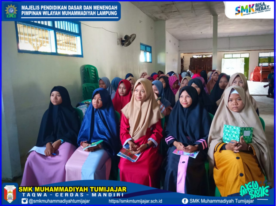 SMK MUHAMMADIYAH TUMIJAJAR (SMK MUTU) MENGGELAR PESANTREN KILAT YANG BERLANGSUNG SELAMA 2 HARI