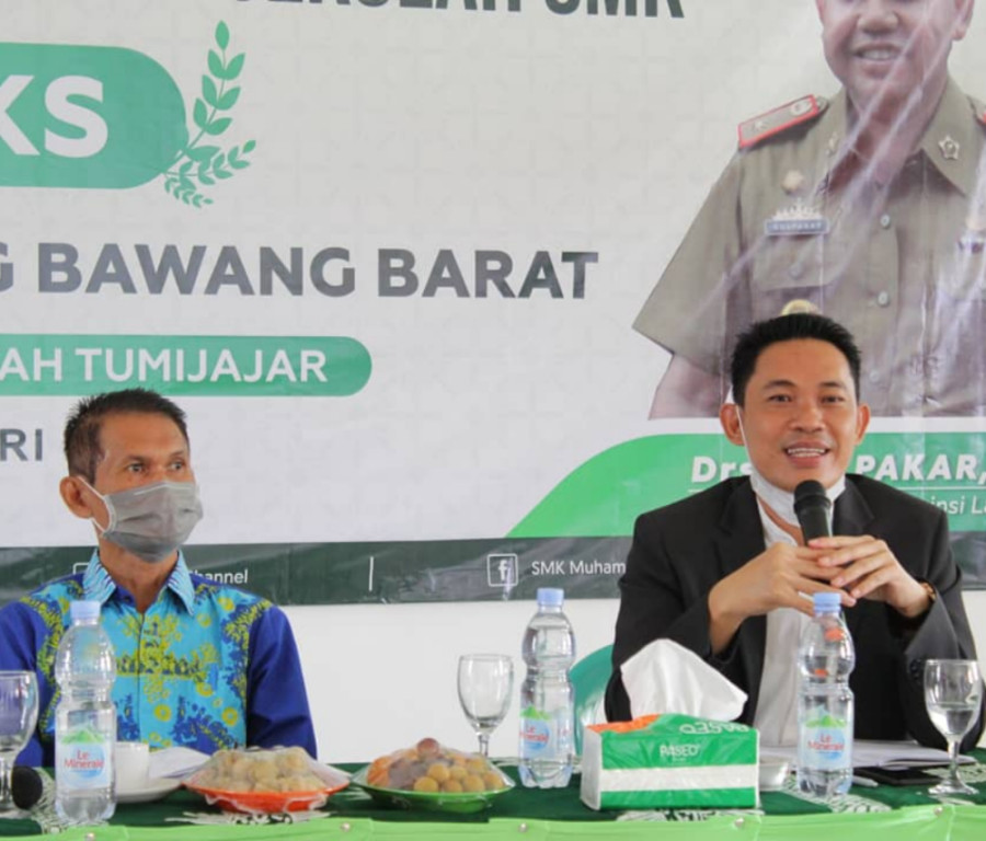 SMK MUTU TUBABA JADI TUAN RUMAH RAPAT MMKS SMK SE-TULANG BAWANG BARAT