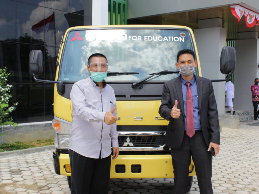 FANTASTIK DIREKTUR SMK BERKUNJUNG KE SMK MUHAMMADIYAH TUMIJAJAR