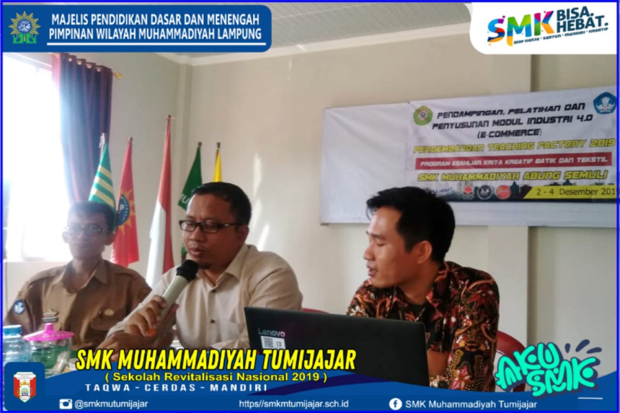 GURU SMK MUTU JADI PEMATERI PENDAMPINGAN, PELATIHAN DAN PENYUSUNAN MODUL INDUSTRI 4.0 E-COMMERCE 